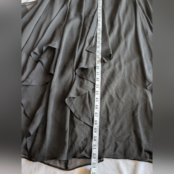 David's Bridal Strapless Crinkle Chiffon Dress With Godets Style: F14865 Size 10 - Picture 13 of 13